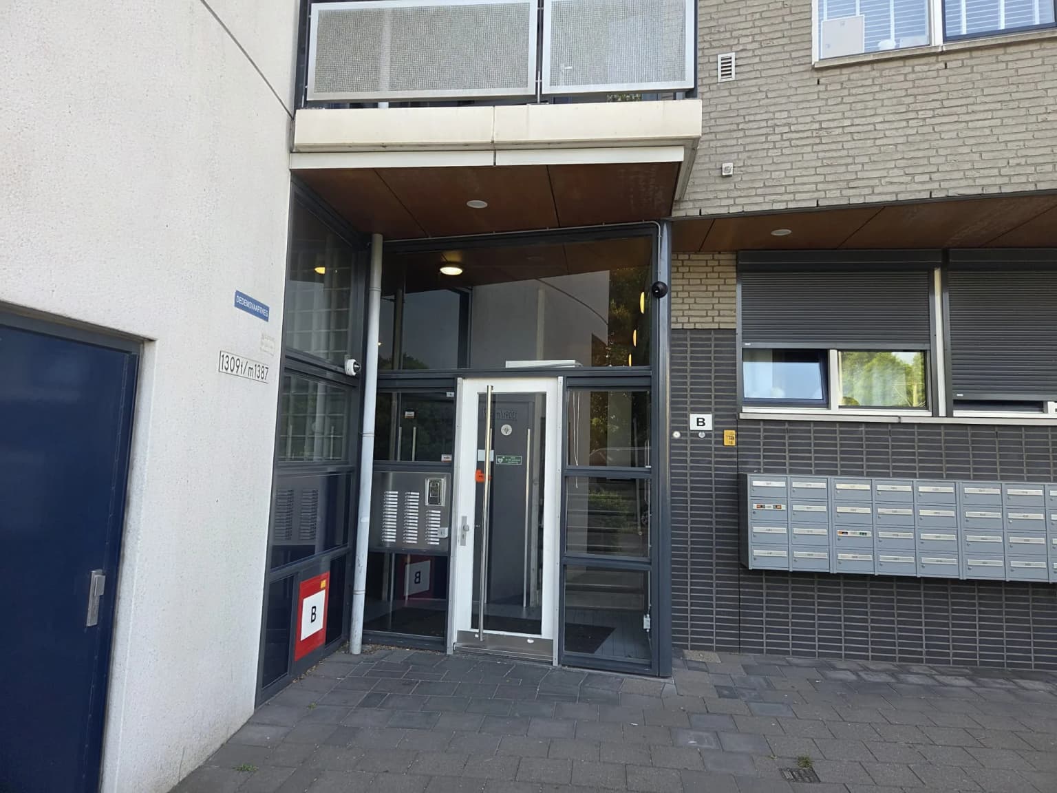 VvE in Den Haag voorzien van camerabewaking met varifocus dome-camera's